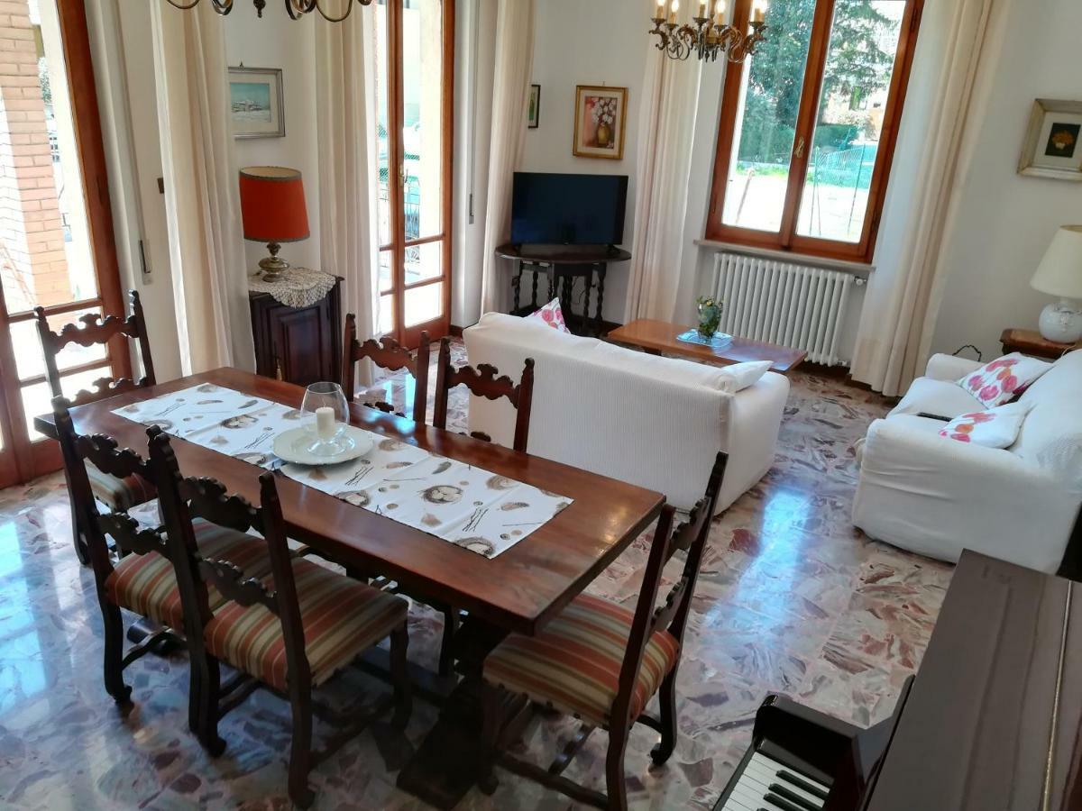 Villa Gina Assisi Buitenkant foto