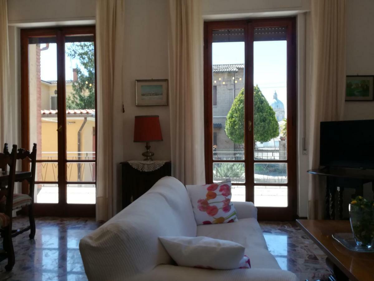 Villa Gina Assisi Buitenkant foto