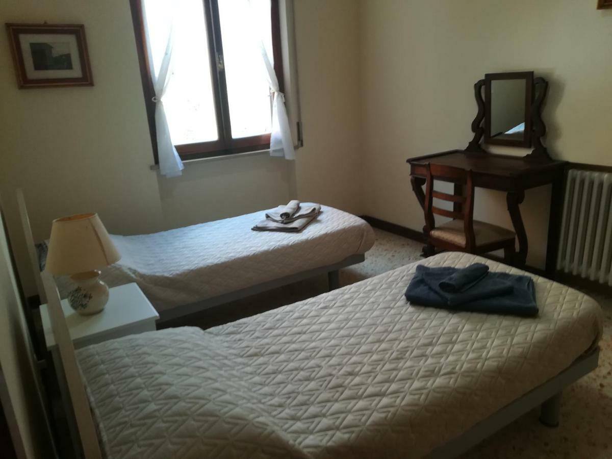 Villa Gina Assisi Buitenkant foto